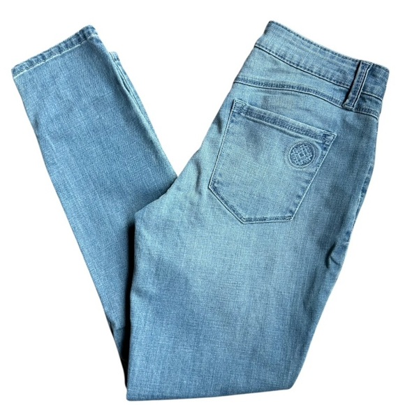 Laurie Felt - Classic Denim Ripped Slim Leg Jeans Size 4  NWT - Picture 14 of 14